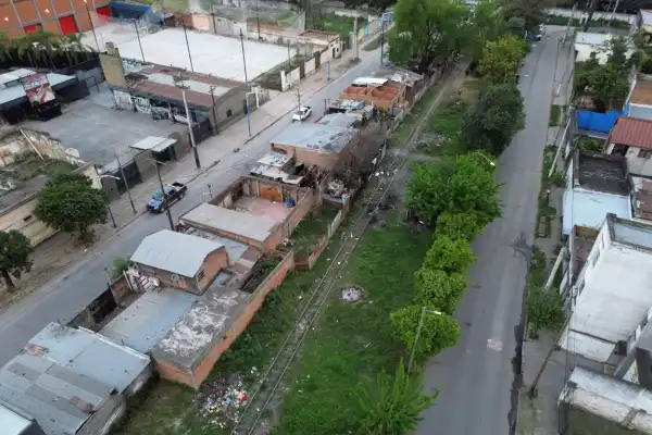 El asentamiento “más céntrico” pone en jaque al nuevo Mercado de la Ciudad