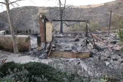 Así avanza la reconstrucción de la mansión de Mel Gibson arrasada por un incendio
