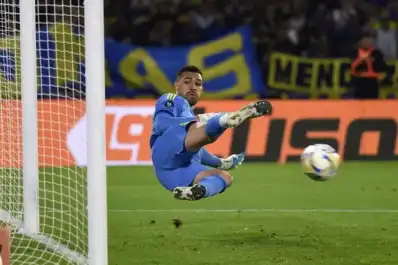 Álvaro Montero se lució y Boca eliminó a Vélez de la Copa Argentina