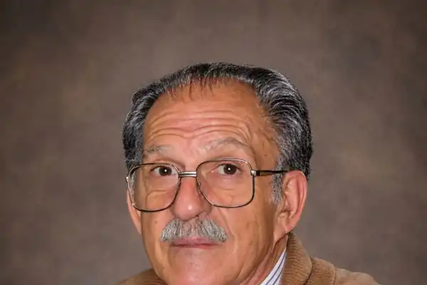 In memoriam: ingeniero civil Carlos Alberto Lazarte
