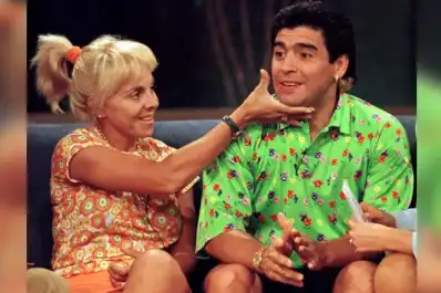 El truco que usaba Diego Maradona para salir de noche sin que Claudia Villafañe lo supiera