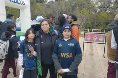 Kilómetros recorridos, distintas generaciones y una misma pasión: las historias que coparon la previa de Los Pumas