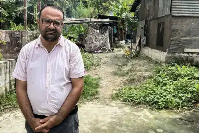 Un director de escuela  salvó a 900 alumnos en Nepal