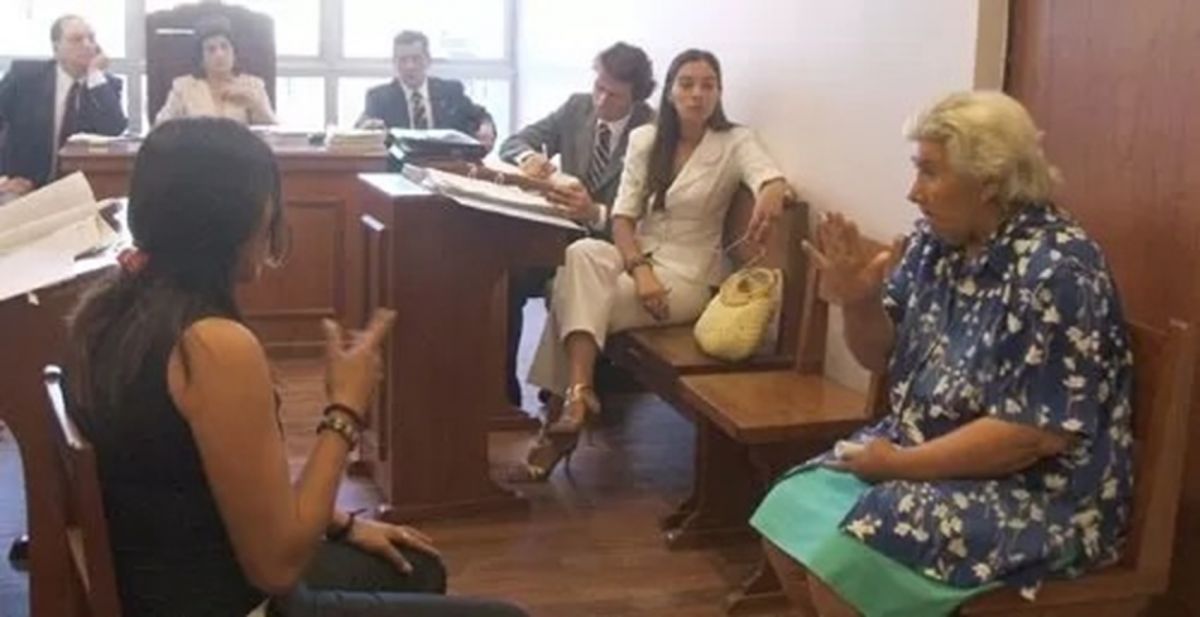 DUREZA. Rivadeneira pudo salir airosa de todos los careos de los que participó en el debate.