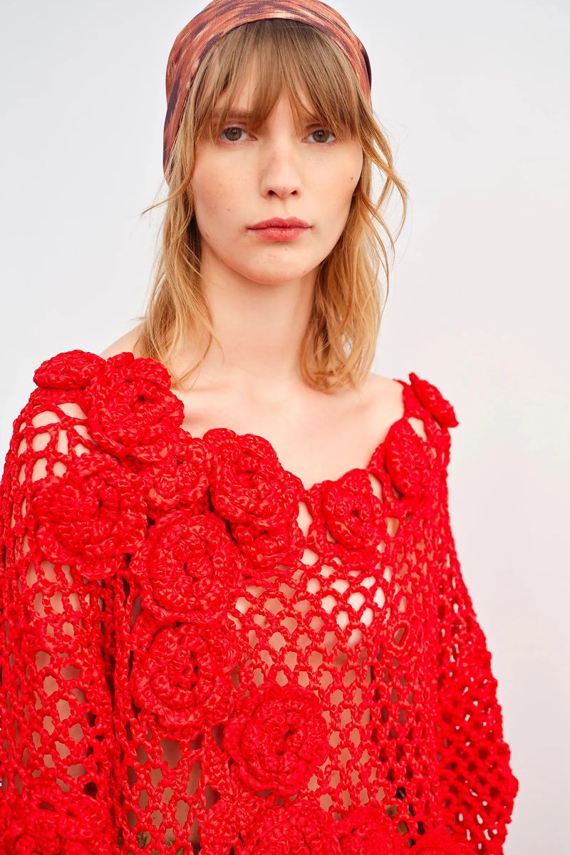 De los drapeados al volumen: cinco tendencias de moda que van a dominar la Primavera-Verano 2026