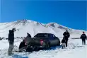 Una madre caminó 15 kilómetros en la nieve para salvar a su familia atrapada en Neuquén