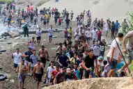 España investigará la entrada masiva de migrantes a Ceuta