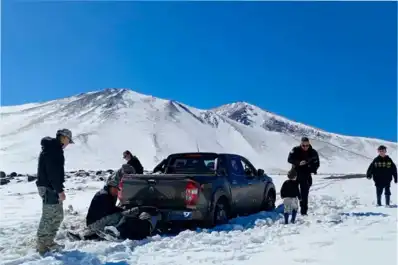 Una madre caminó 15 kilómetros en la nieve para salvar a su familia atrapada en Neuquén