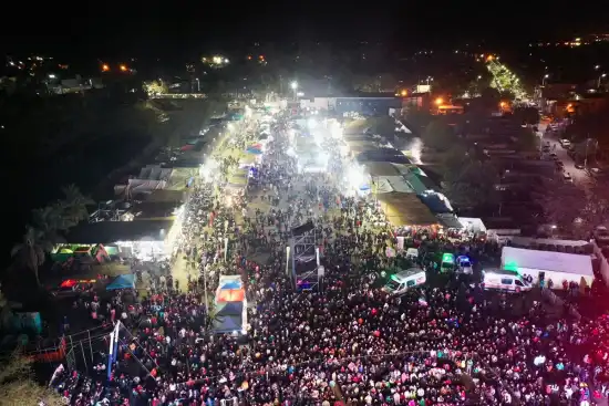 550x367_festivales-septiembre-llega-agenda-cargada-musica-propuestas-para-todos-gustos--fiesta-de-la-empanada-famaill-1153118-142345.webp