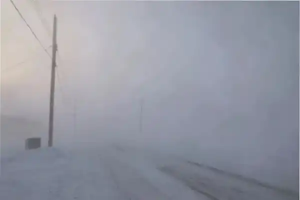Rige la alerta amarilla por viento blanco, Zonda y ráfagas de hasta 100 km/h: las siete provincias bajo riesgo este martes