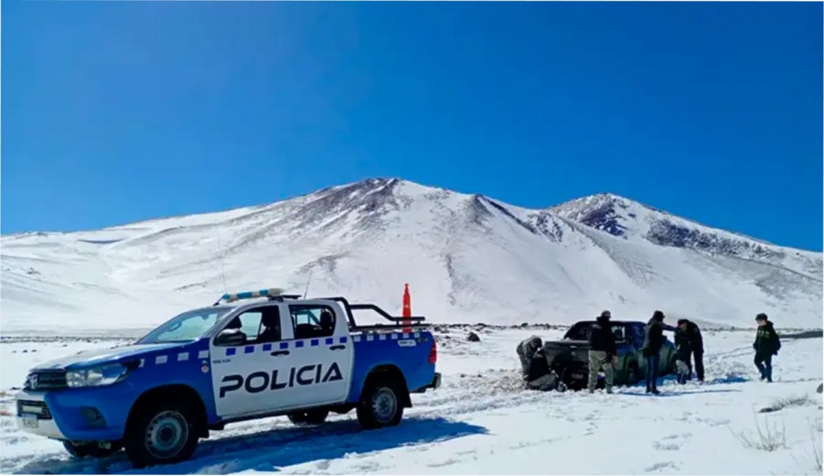 Los equipos de rescate llegaron luego de que la madre camianra 15 km.