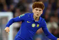 El “Colo” Barco convirtió su primer gol en Chelsea en una partidazo por la Copa de la Liga