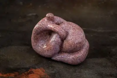 Las esculturas de “Lungo” se despliegan en el Centro Cultural Virla