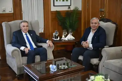 Un ex funcionario de Alfaro visitó a Jaldo y un encuentro con Manzur y Campero