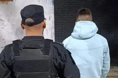 Detuvieron a un futbolista de Newell’s en Rosario con un arma de fuego