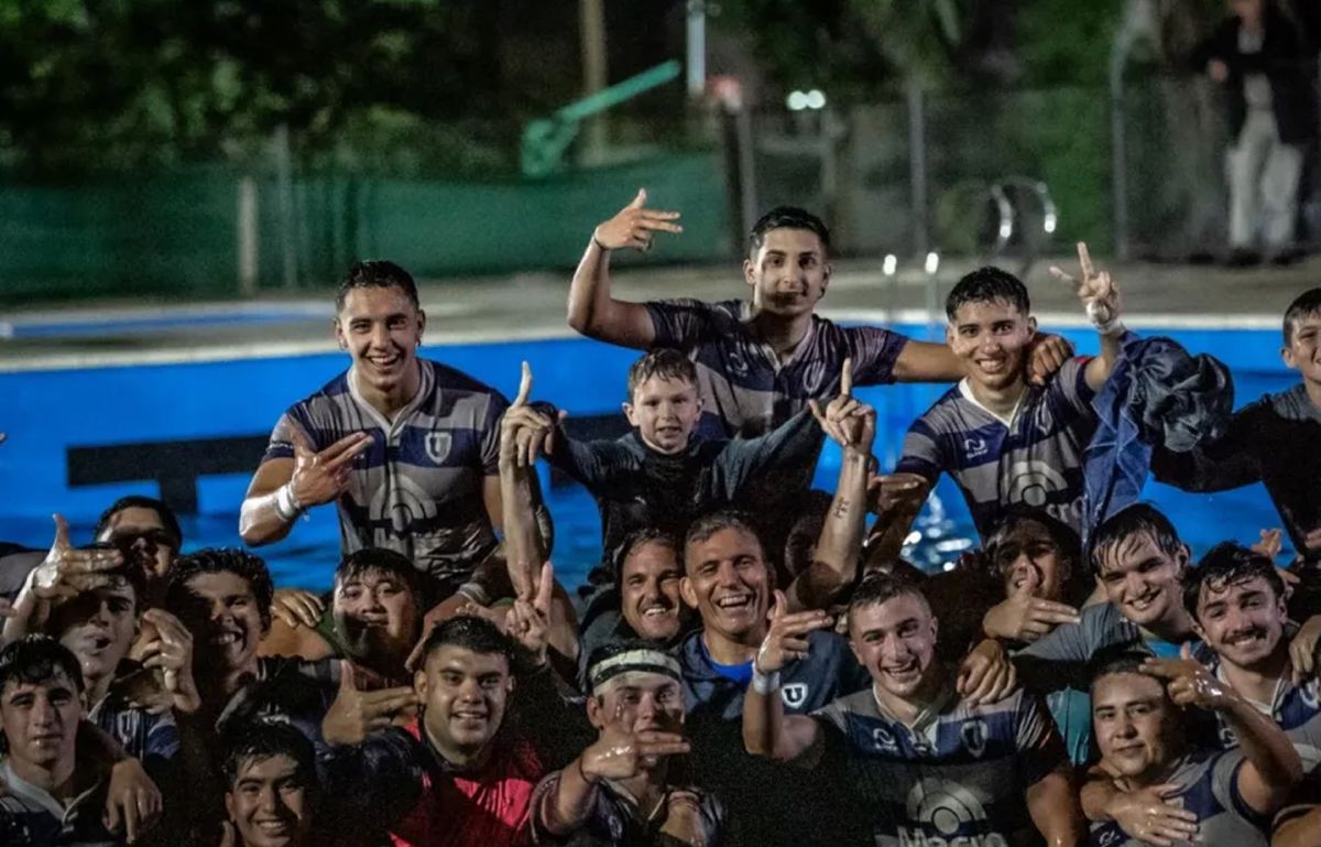 En la edición 37, el trofeo quedó en manos de Universitario.