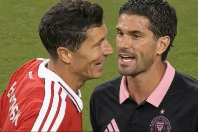 Video: el cruce entre Rodrigo De Paul y Robert Lewandowski en el empate de Inter Miami