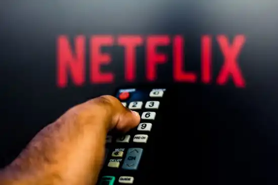 550x367_fallo-inslito-en-rio-negro-deudor-alimentario-sufrira-bloque-cuenta-netflix-1153507-213548.webp