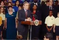 La mañana que cambió al mundo: los niños que leían con Bush reviven la confusión del 11-S