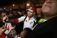 Locura por River en Tucumán: así fue el multitudinario recibimiento en el Abasto