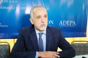 “Estamos sobreinformados, pero cada vez más desinformados”, dijo Carlos Jornet, de La Voz del Interior