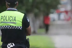 Discutió con otro conductor, sacó un arma y fue detenido en la previa de Atlético Tucumán-River