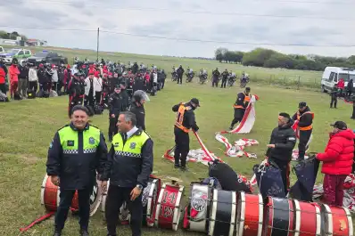 Atlético-River: secuestraron bebidas alcohólicas durante un control a hinchas visitantes