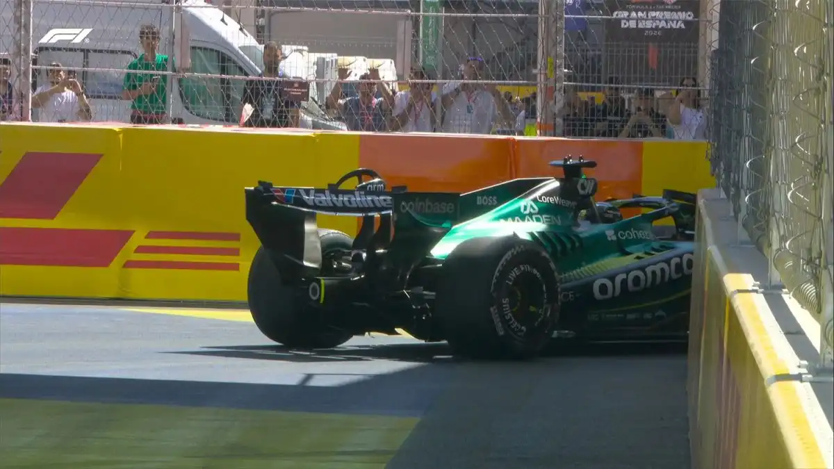 Virtual safety car en la vuelta 15 por el despiste de Stroll