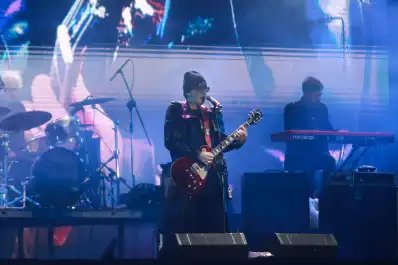 “Gracias por ponerle el cuerpo”: el Norte Rock unió generaciones en una jornada lluviosa