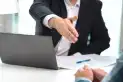 En septiembre, deuda, tu fuiste mía: se vive de préstamos bancarios o de “cercanos”