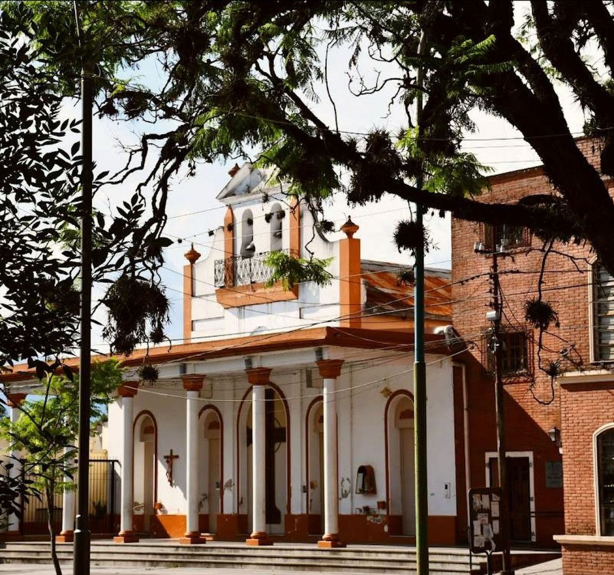 Recuerdos fotográficos: la parroquia que hizo que el Pueblo Nuevo pasara a llamarse Villa Luján