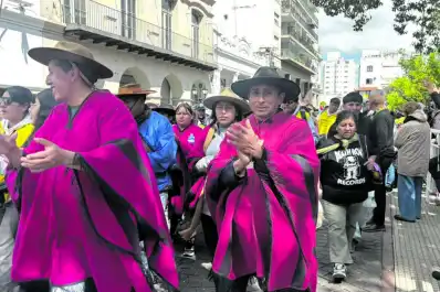 El Milagro moviliza Salta: Llegar parece imposible, pero Dios lo hace posible