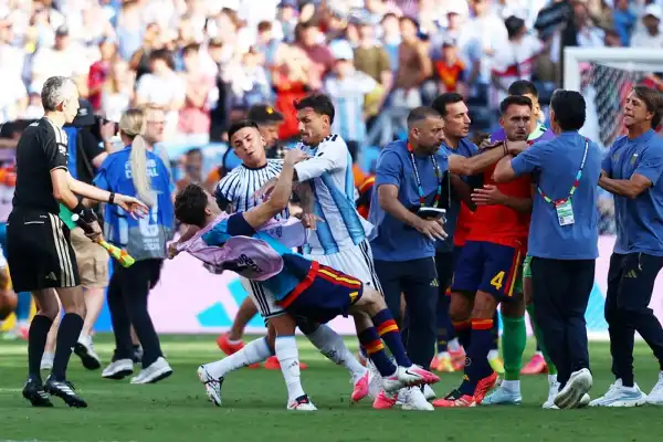 La AFA oficializó los amistosos Clase A de la Selección: qué implica para Paredes y Molina