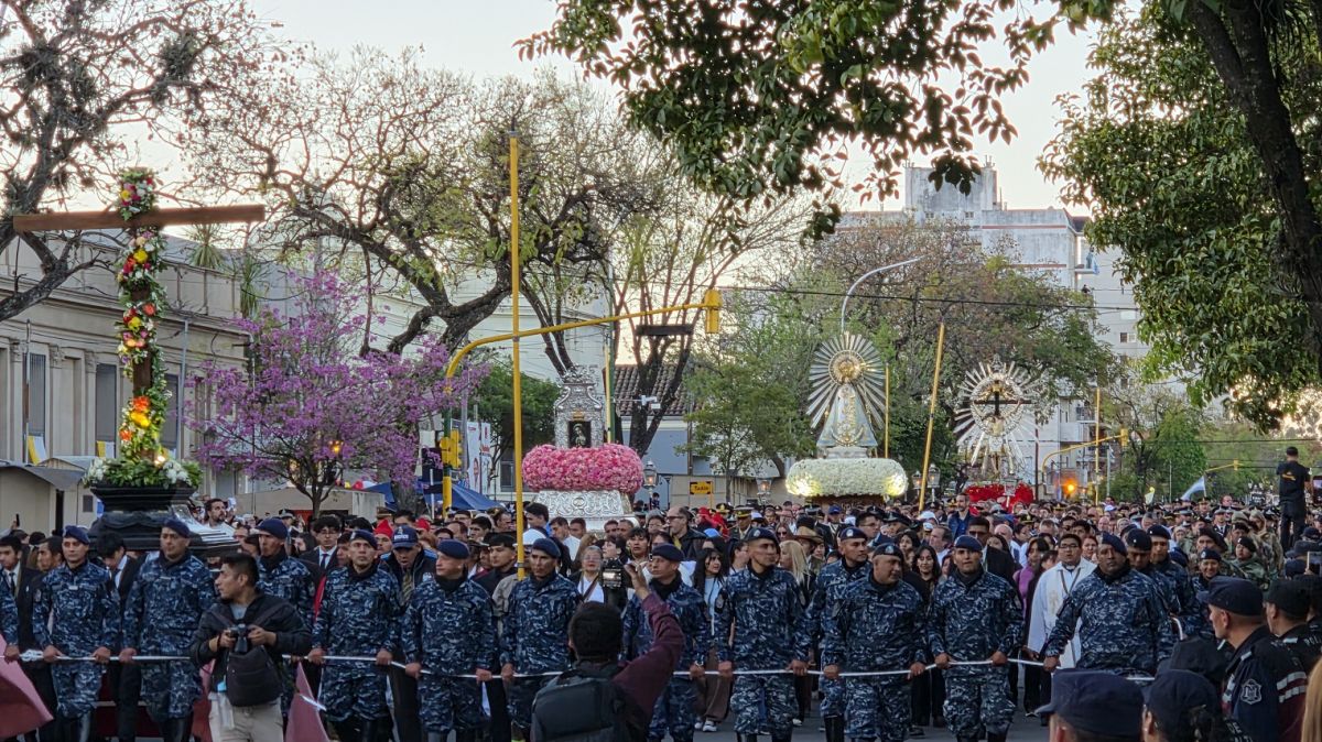 PROCESIÓN del Milagro en Salta. 
