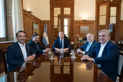 Santilli recibió a Jaldo y a otros gobernadores del Norte tras el envío del Presupuesto 2027