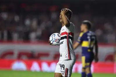 San Pablo explotó contra el VAR tras la eliminación ante Boca: “No hubo fuera de juego”