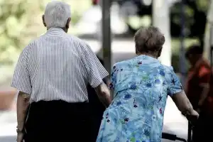 Ninguna categoría del monotributo aporta lo suficiente para cubrir una jubilación mínima