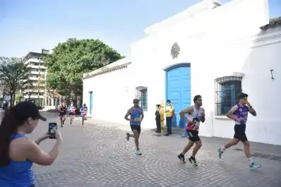 Qué comer, cómo hidratarse y qué controles hacerse antes de los 21K de LA GACETA: los consejos de un especialista