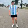 Lucas dejó las drogas en el pasado y ahora corre para recuperar la vida que creyó perdida
