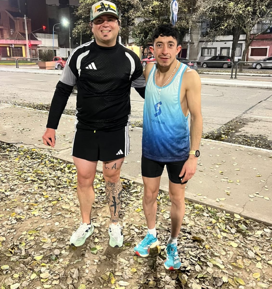 JUNTOS. Lucas y su hermano, Ariel, durante un entrenamiento.