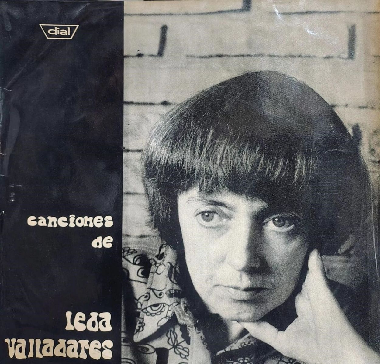 Recuerdos fotográficos: 1972. Leda presenta “Folklore de rancho y rascacielo”