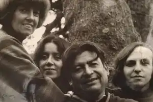 Recuerdos fotográficos: 1972. Leda presenta “Folklore de rancho y rascacielo”