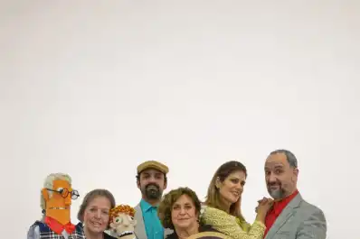 Teatro: títeres y actores en una denuncia de García Lorca contra el matriarcado