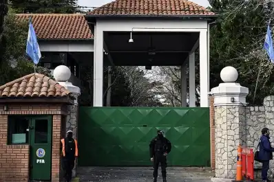Despidos masivos en la Quinta de Olivos: cuál es la explicación oficial del Gobierno