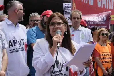Hospital Garrahan: trabajadores anuncian una “gran marea blanca” para reclamar por la emergencia pediátrica