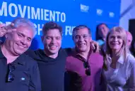 Un legislador tucumano con Axel Kicillof y un ministro en el festejo por el Día del Niño
