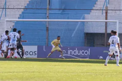 San Martín atacó bien, defendió mal y terminó pagando caro