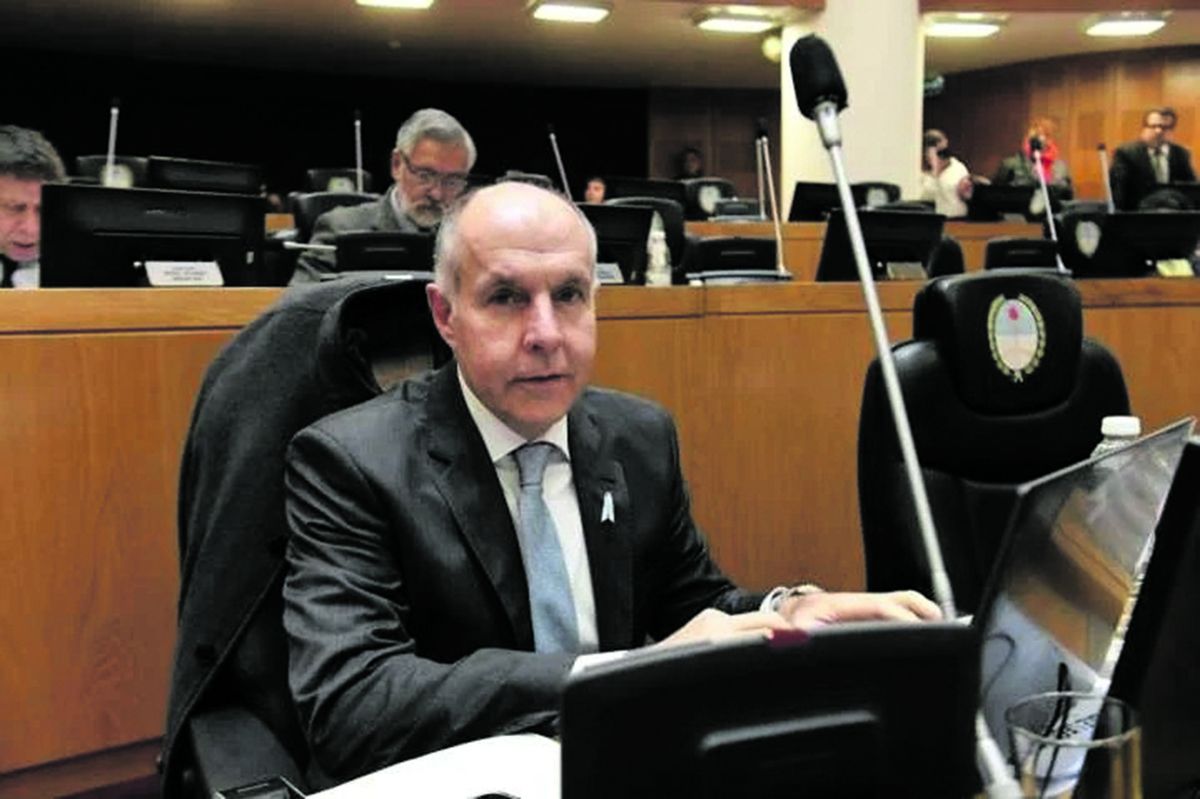 Claudio Viña.