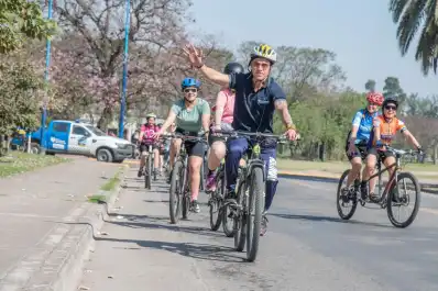 En bicicleta y entre esculturas: así es el nuevo paseo del Parque 9 de Julio
