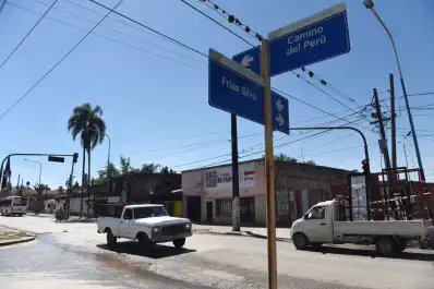 La calle Frías Silva ya no escapa al caos generalizado del Camino del Perú